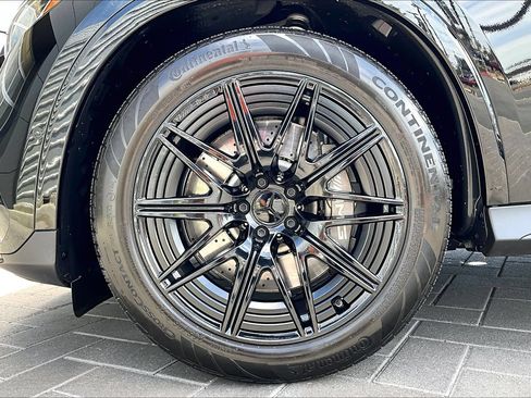 Used 2025 Mercedes-Benz GLC 63 AMG S image 9