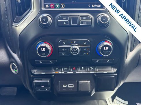 Used 2021 Chevrolet Silverado 1500 LT AWD/4WD image 25