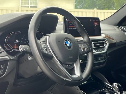 Used 2024 BMW X4 xDrive30i w/ Parking Assistance Package AWD/4WD image 19