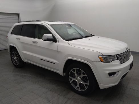 Used 2019 Jeep Grand Cherokee Overland RWD image 11