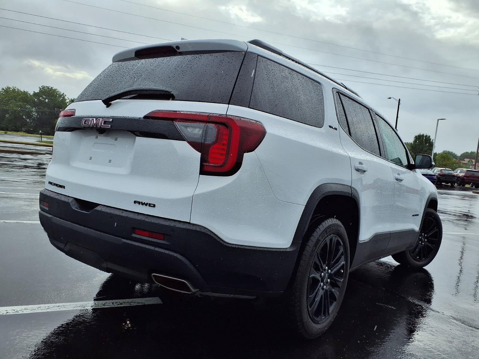 Used 2023 GMC Acadia SLE w/ Driver Convenience Package AWD/4WD image 31