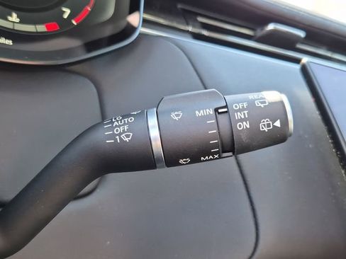 Used 2023 Land Rover Range Rover Sport SE Dynamic image 25