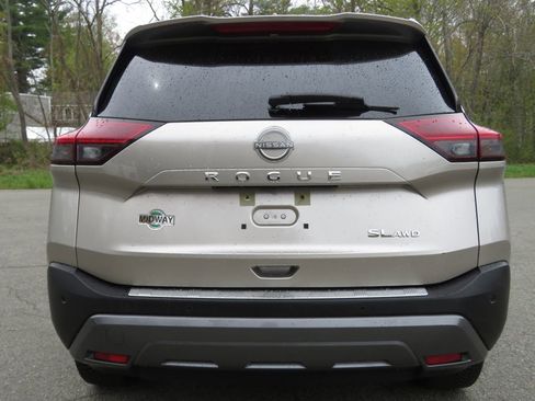 Used 2023 Nissan Rogue SL AWD/4WD image 6