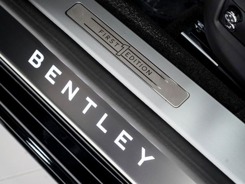 New 2025 Bentley Flying Spur Plug-In Hybrid image 13