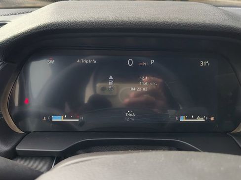 New 2025 Jeep Grand Cherokee L Altitude image 18