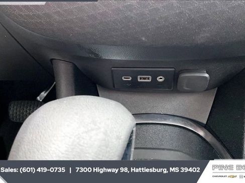 Used 2024 Chevrolet Malibu LT image 22