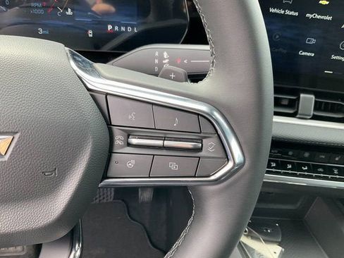 New 2026 Chevrolet Equinox LT w/ Convenience Package II image 9