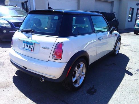 Used 2006 MINI Cooper Hardtop FWD image 4