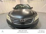 Used 2011 Toyota Camry SE image 2