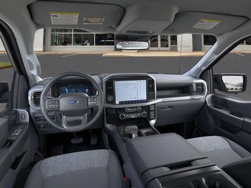 New 2025 Ford F150 Lightning XLT image 9