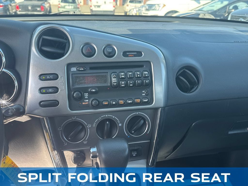 Used 2007 Pontiac Vibe w/ Preferred Package FWD image 17