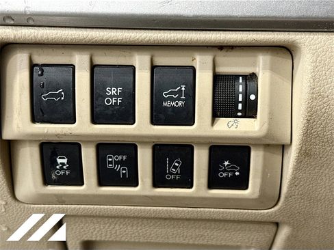 Used 2017 Subaru Outback 2.5i Limited image 10