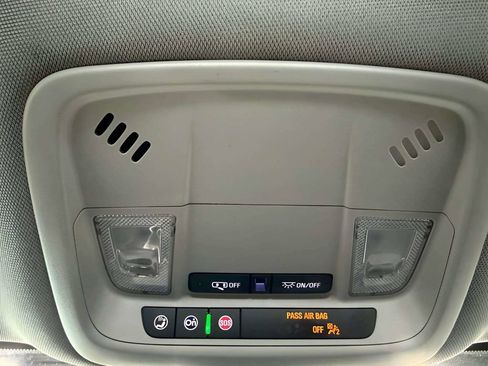 Used 2022 Chevrolet Malibu RS FWD image 32