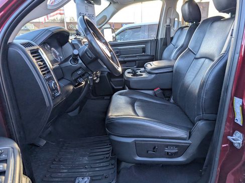 Used 2018 RAM 2500 Laramie w/ Sport Appearance Group AWD/4WD image 12