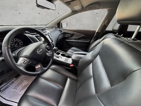 Used 2023 Nissan Murano SV image 23