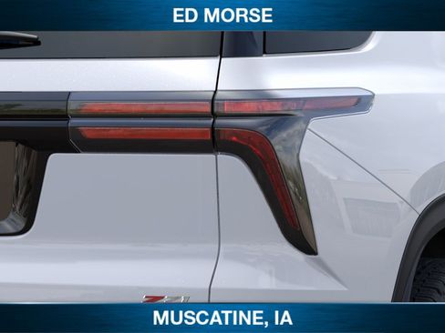 New 2026 Chevrolet Traverse Z71 w/ Driver Confidence Package AWD/4WD image 11