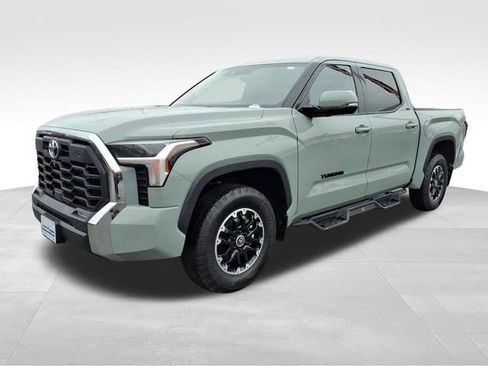 Used 2022 Toyota Tundra SR5 image 2