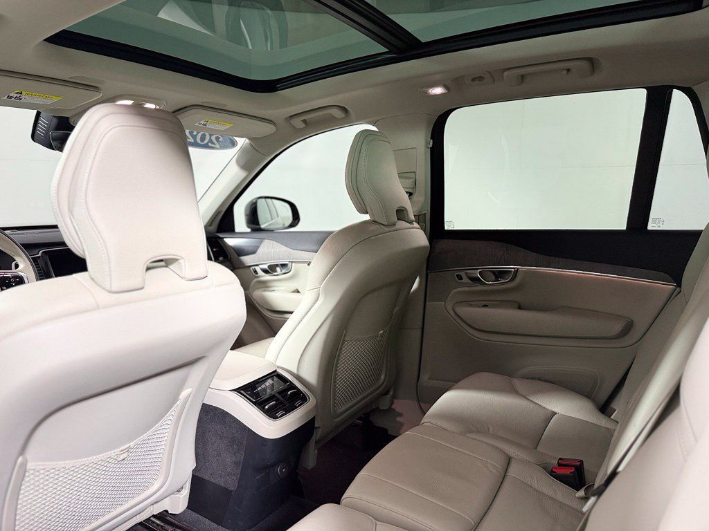 Used 2023 Volvo XC90 B6 Plus w/ Protection Package Premier AWD/4WD image 23