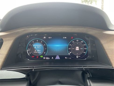 Used 2024 Volkswagen Atlas SE image 11