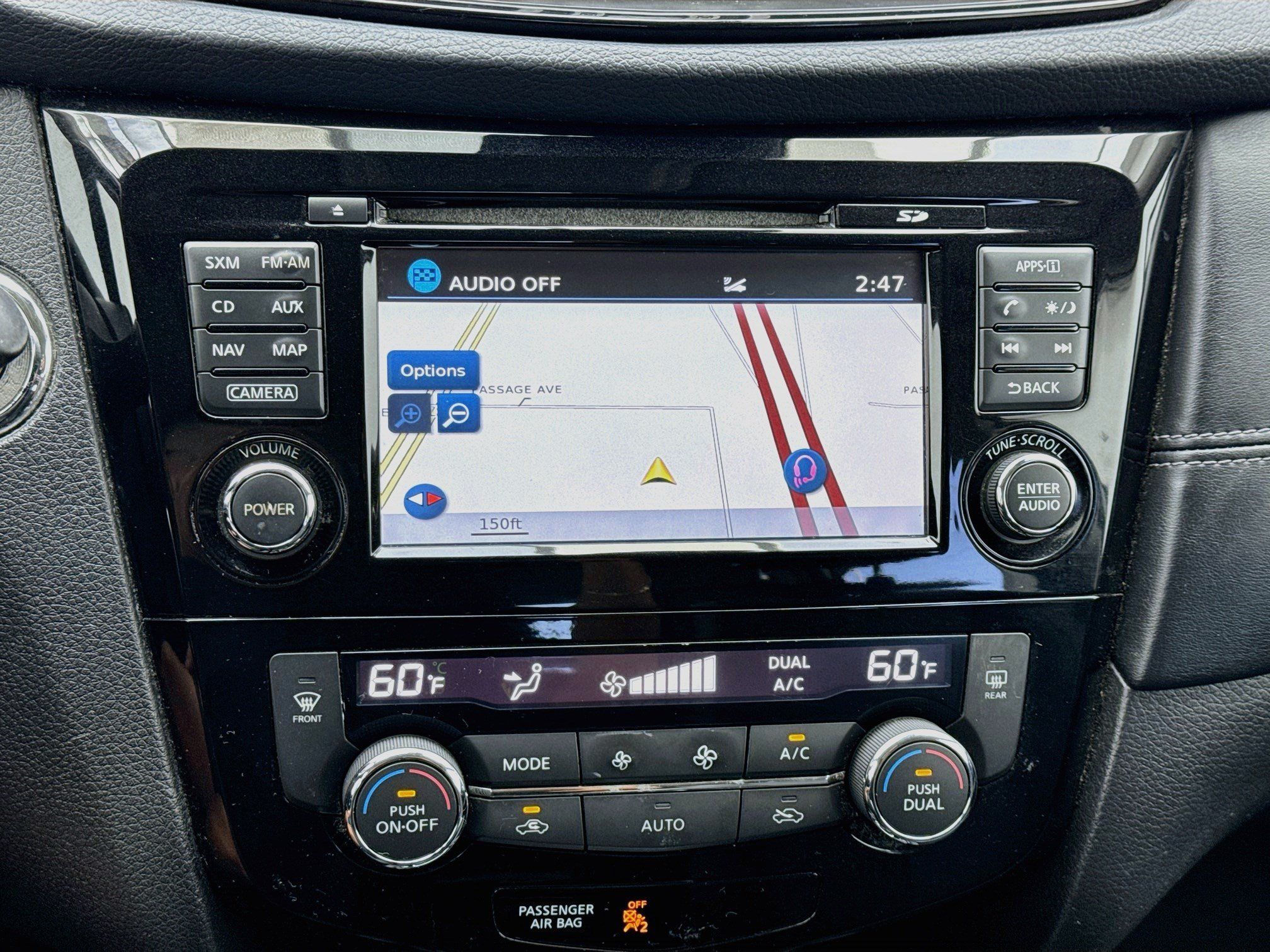 Used 2017 Nissan Rogue SL w/ SL Premium Package FWD image 9