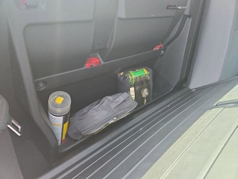 Used 2019 Toyota Tacoma SR5 image 26