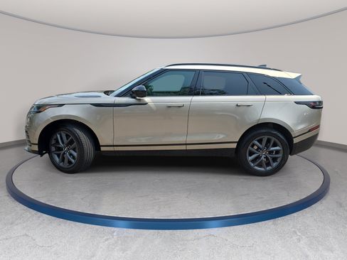 Certified 2026 Land Rover Range Rover Velar Dynamic SE AWD/4WD image 8