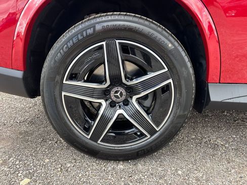 New 2025 Mercedes-Benz GLC 300 4MATIC image 6