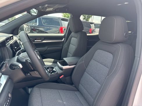 New 2026 GMC Terrain Elevation w/ Technology Package II FWD image 19
