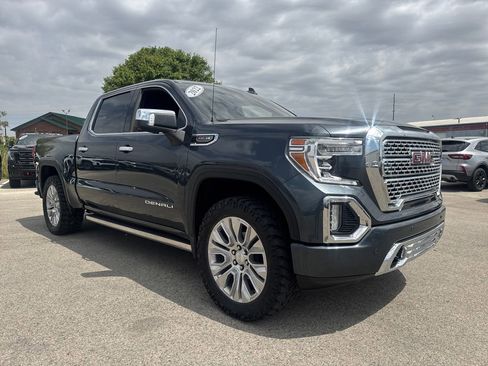 Used 2022 GMC Sierra 1500 Denali w/ Denali Premium Package AWD/4WD image 10