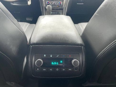 Used 2014 Buick Enclave Premium AWD/4WD image 16