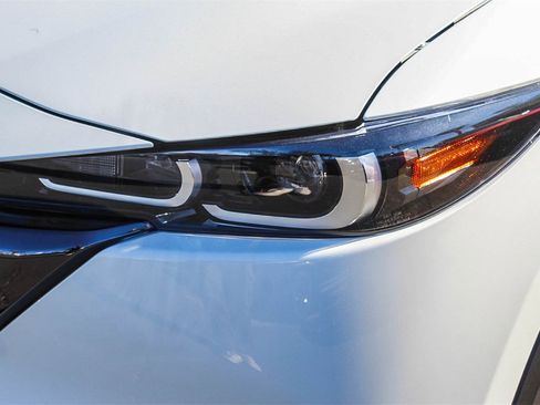 New 2025 MAZDA CX-5 Carbon Edition image 8