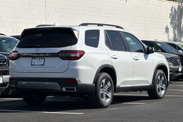 New 2026 Honda Pilot EX-L image 4