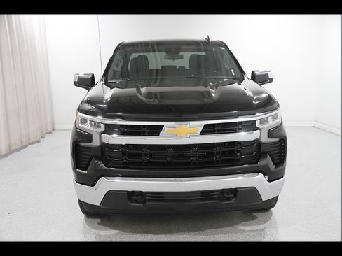 Certified 2023 Chevrolet Silverado 1500 LT AWD/4WD image 2