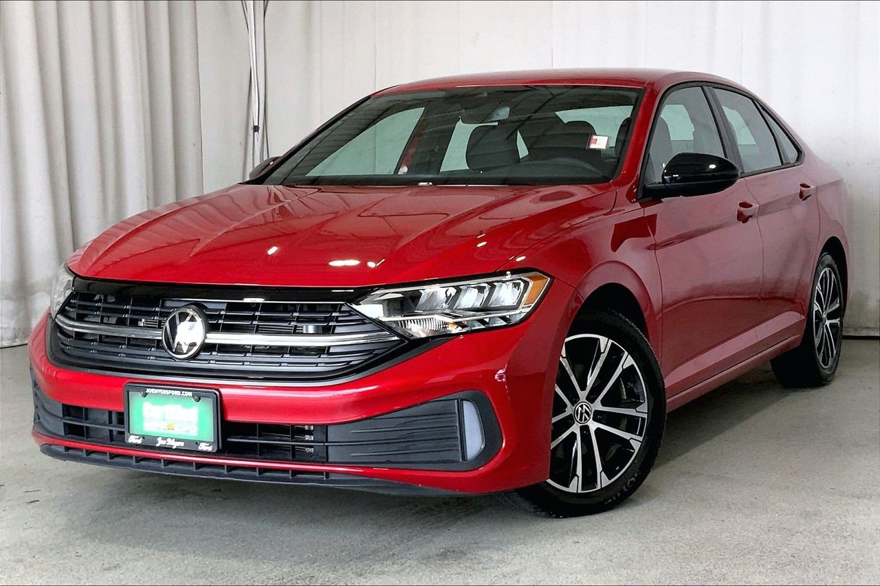 Used 2024 Volkswagen Jetta Sport FWD image 12