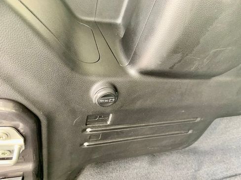 Used 2024 Jeep Wrangler Unlimited Rubicon w/ XTREMEE 35" Tire Package AWD/4WD image 23