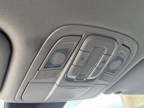 Used 2020 Hyundai Santa Fe SE image 27