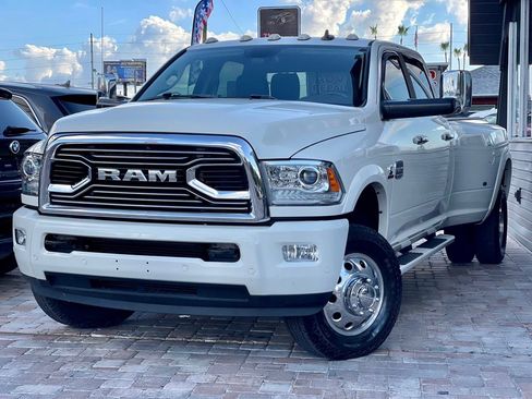 Used 2018 RAM 3500 Laramie Longhorn image 46