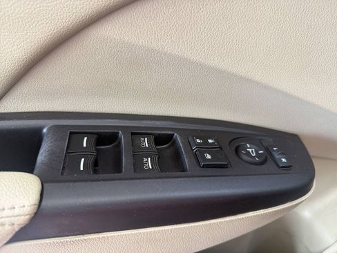 Used 2013 Acura RDX FWD image 22