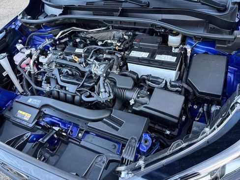 Used 2024 Toyota Corolla Cross LE image 21