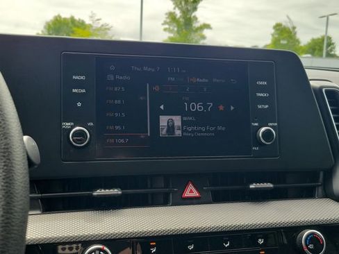 Certified 2025 Kia Sportage LX FWD image 16