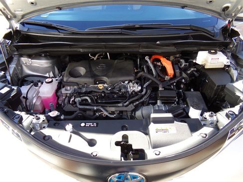 Used 2024 Toyota Sienna LE image 68