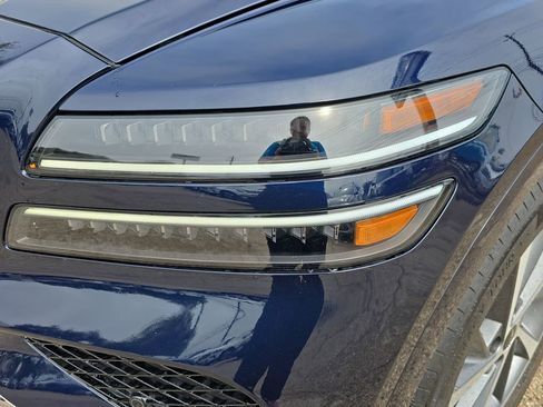 Used 2025 Genesis GV80 3.5T Advanced image 31