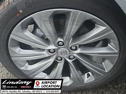 New 2026 Buick Envista Avenir image 32