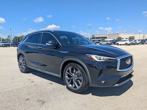 Used 2021 INFINITI QX50 Autograph AWD/4WD image 2