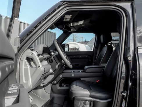 New 2026 Land Rover Defender 110 S image 10