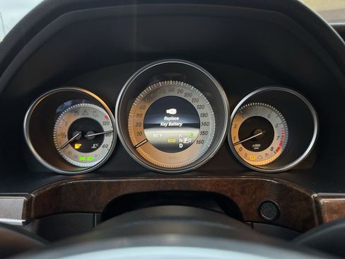 Used 2014 Mercedes-Benz E 350 Luxury w/ Premium 1 Package image 30