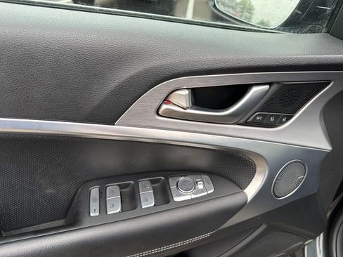 Used 2021 Genesis G70 2.0T w/ Elite Package image 19