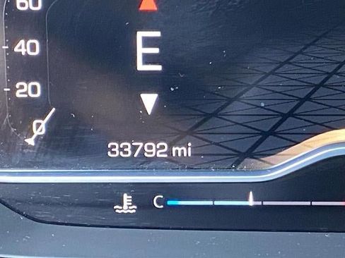 Used 2022 GMC Yukon Denali image 16