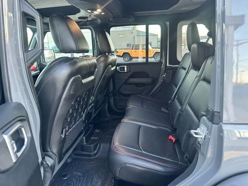 Used 2019 Jeep Wrangler Unlimited Rubicon image 20