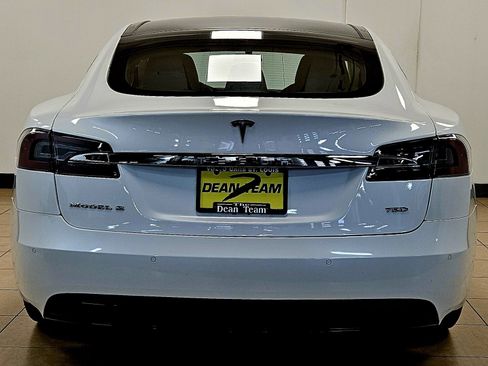 Used 2019 Tesla Model S 75D image 7